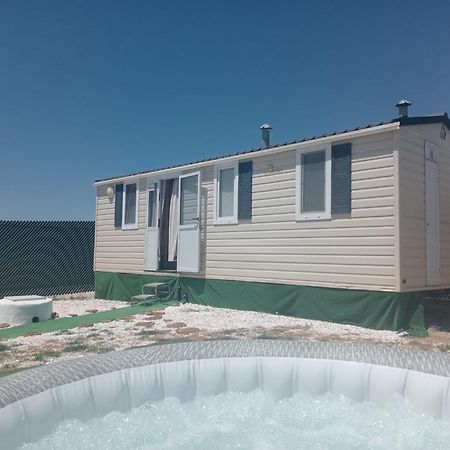Casita Mh Acogedora Para 6 Con Jacuzzy 奇克拉纳－德拉弗龙特拉 外观 照片